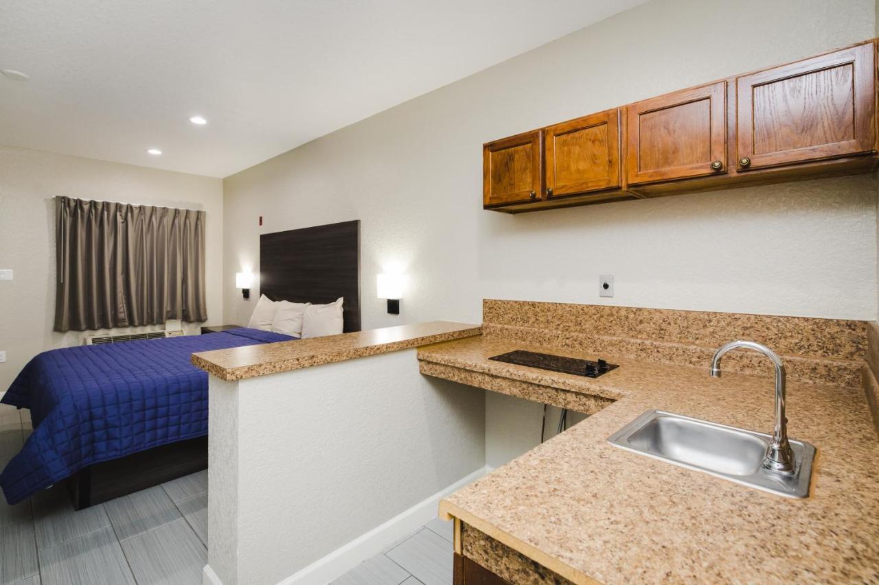 Winchester Inn And Suites Humble/Iah/North Houston Exterior foto